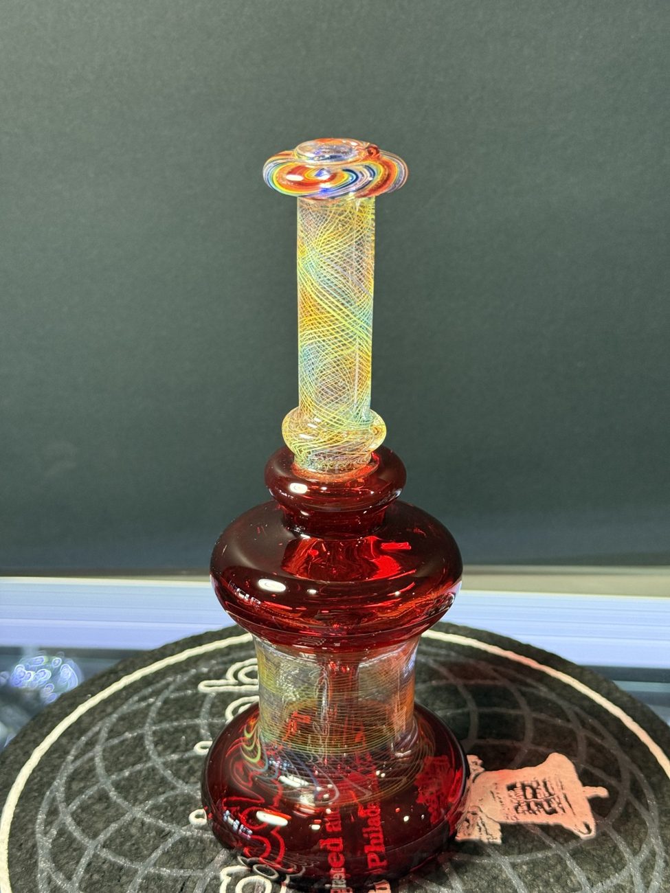Red fumed rig with dichroic neck